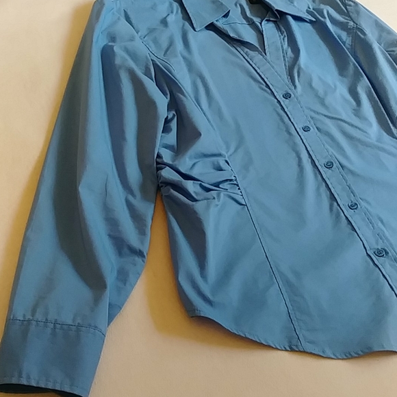 Brand 🆕 Blouse - Picture 6 of 10